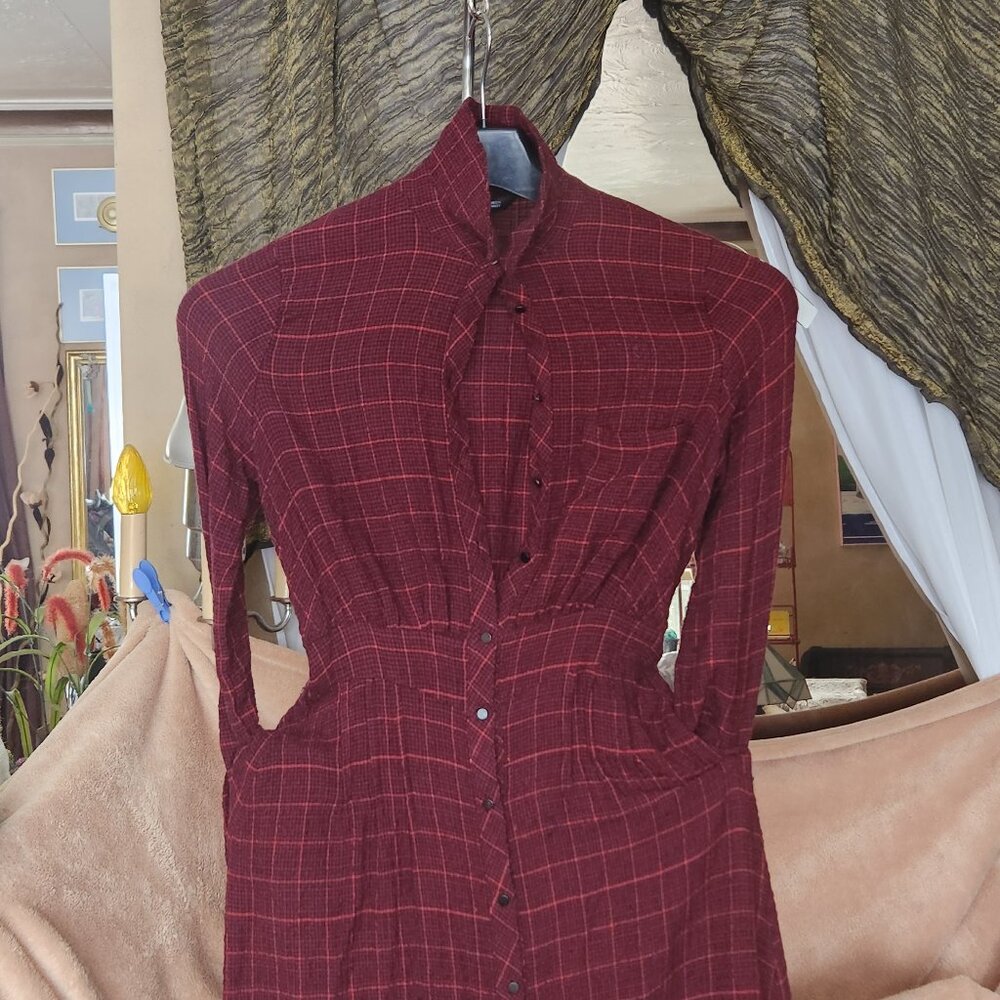 B26  Zara Red & Black Plaid Flannel midi Shirt dress w/ pockets